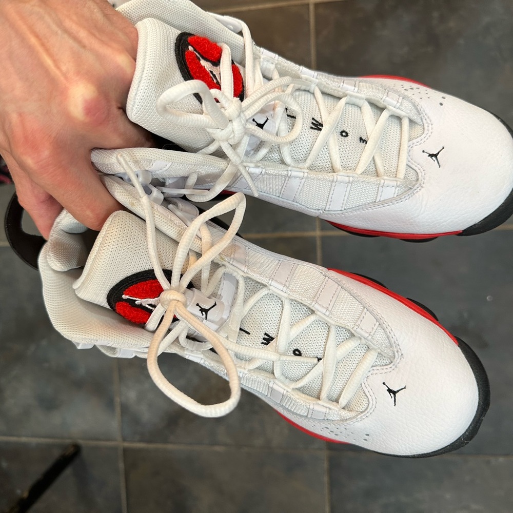 Jordan 6 rings size 7 grade school boys